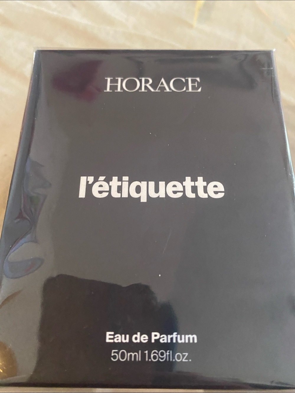 l'étiquette Eau de Parfum — Black